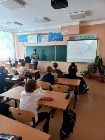 Полная загадок чудесница природа