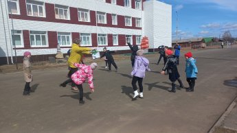 День космонавтики